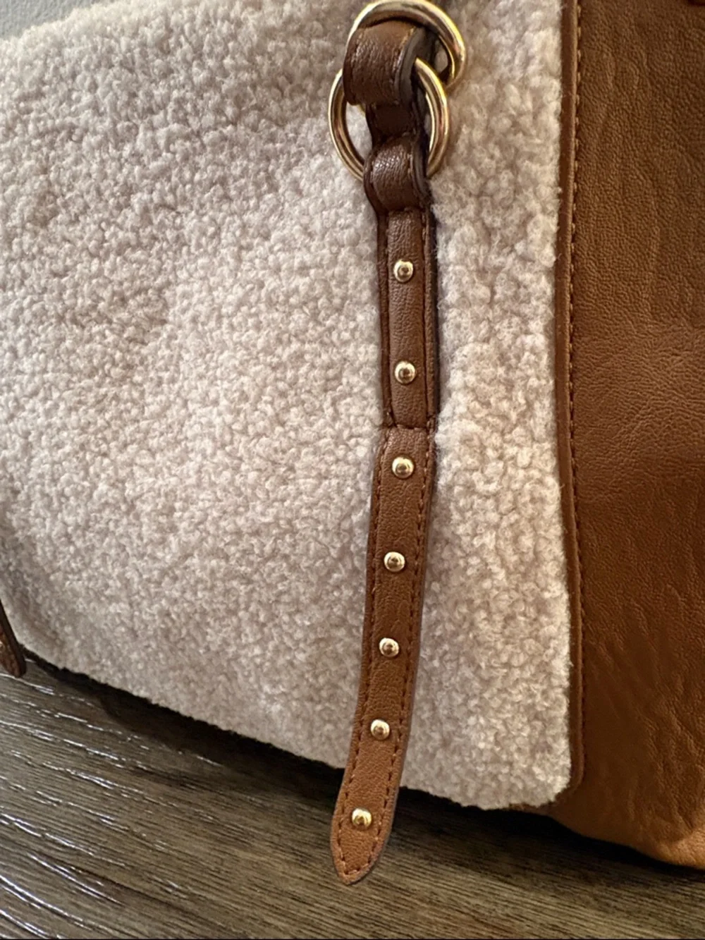 EUC [Jessica Simpson] Vienna Vegan Leather Sherpa Tote Shoulder Bag Purse - Picture 8 of 16